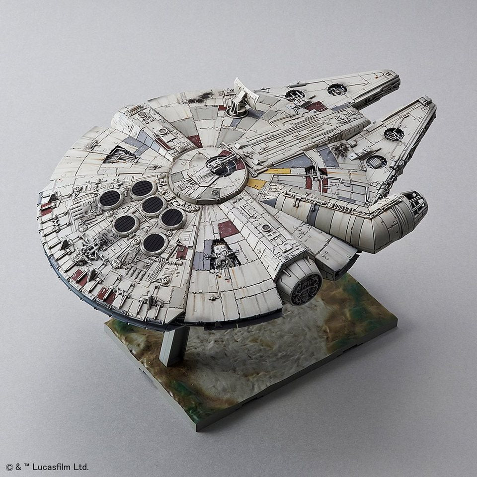 Bandai Modellbausatz Star Wars - Millennium Falcon, Maßstab 1:144