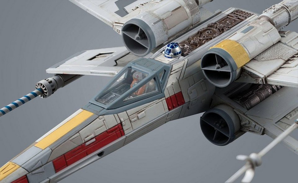 Bandai Modellbausatz Star Wars X-Wing Starfighter, Maßstab 1:72, mit 2 Figuren
