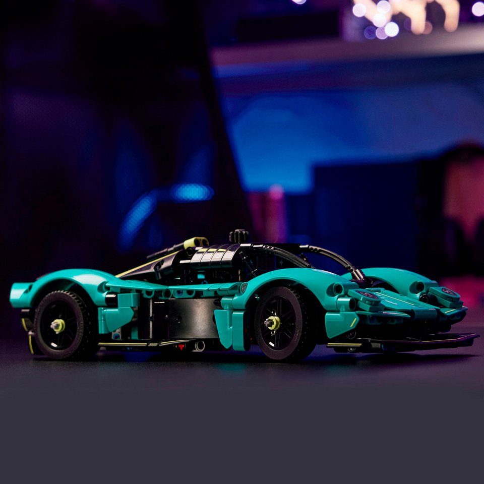 LEGO® Aston Martin Valkyrie (42208), LEGO Technic Konstruktionsspielsteine, (707 St), Made in Europe