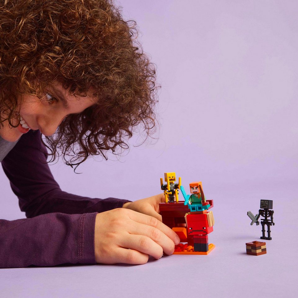 LEGO® Das Lava-Duell im Nether (21266), LEGO Minecraft Konstruktionsspielsteine, (99 St), Made in Europe