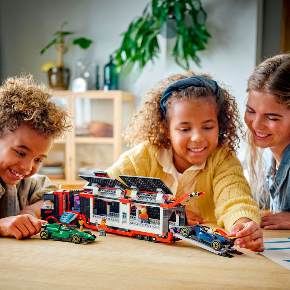 LEGO® F1® Transporter mit RB20 & AMR24 F1® Rennautos (60445), LEGO City Konstruktionsspielsteine, (1086 St), Made in Europe