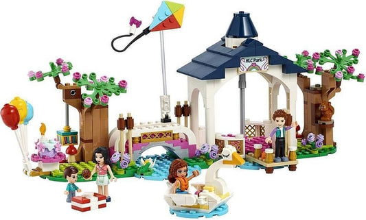LEGO® Friends - Heartlake City Park (41447) Konstruktions-Spielset, (41 St)