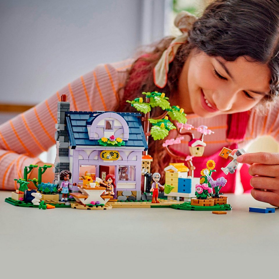 LEGO® Haus und Blumengarten der Imker (42669), LEGO Friends Konstruktionsspielsteine, (1161 St), Made in Europe