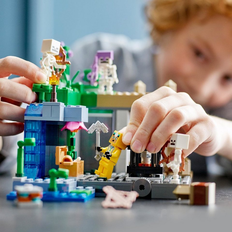 LEGO® LEGO Das Skelettverlies Konstruktionsspielsteine
