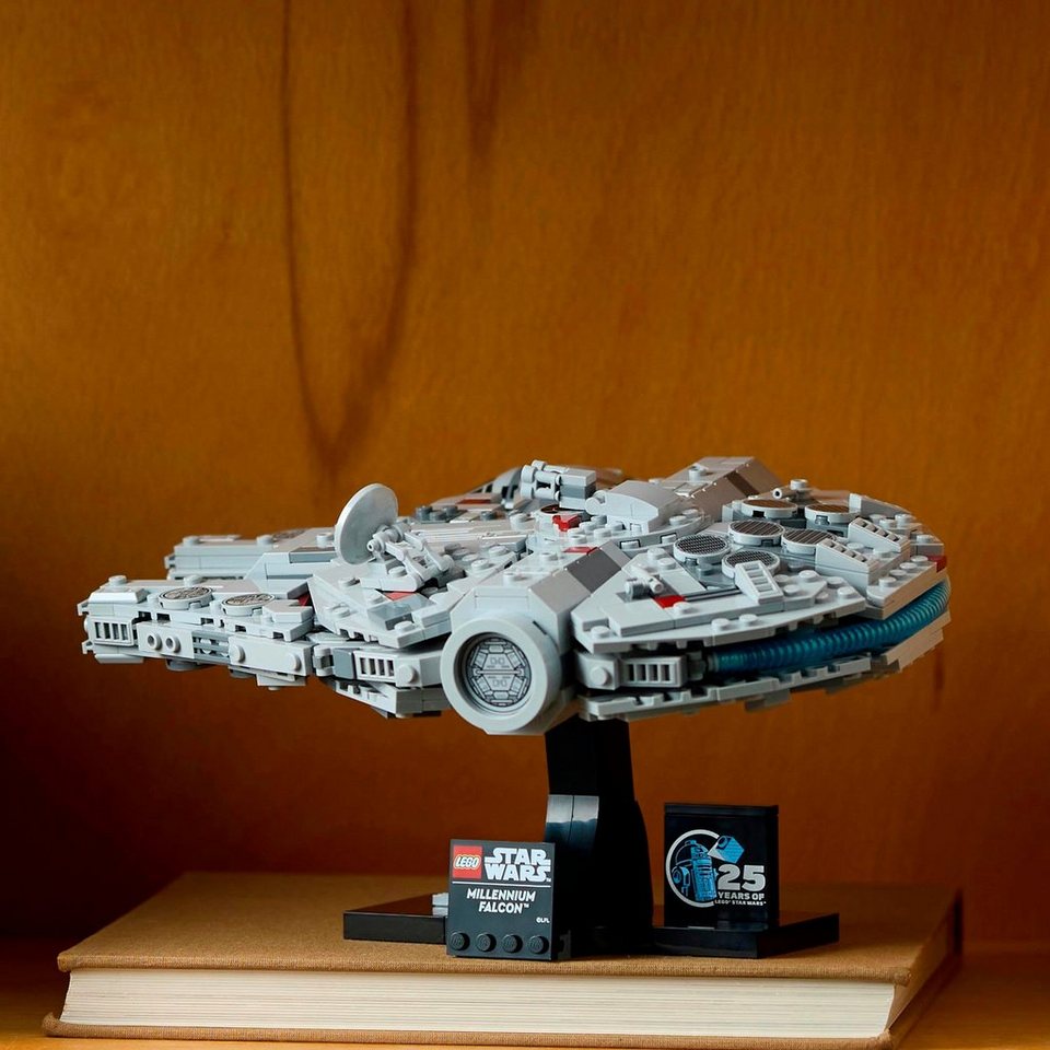 LEGO® Millennium Falcon™ LEGO (75375), LEGO® Star Wars™ Konstruktionsspielsteine, (921 St), Made in Europe