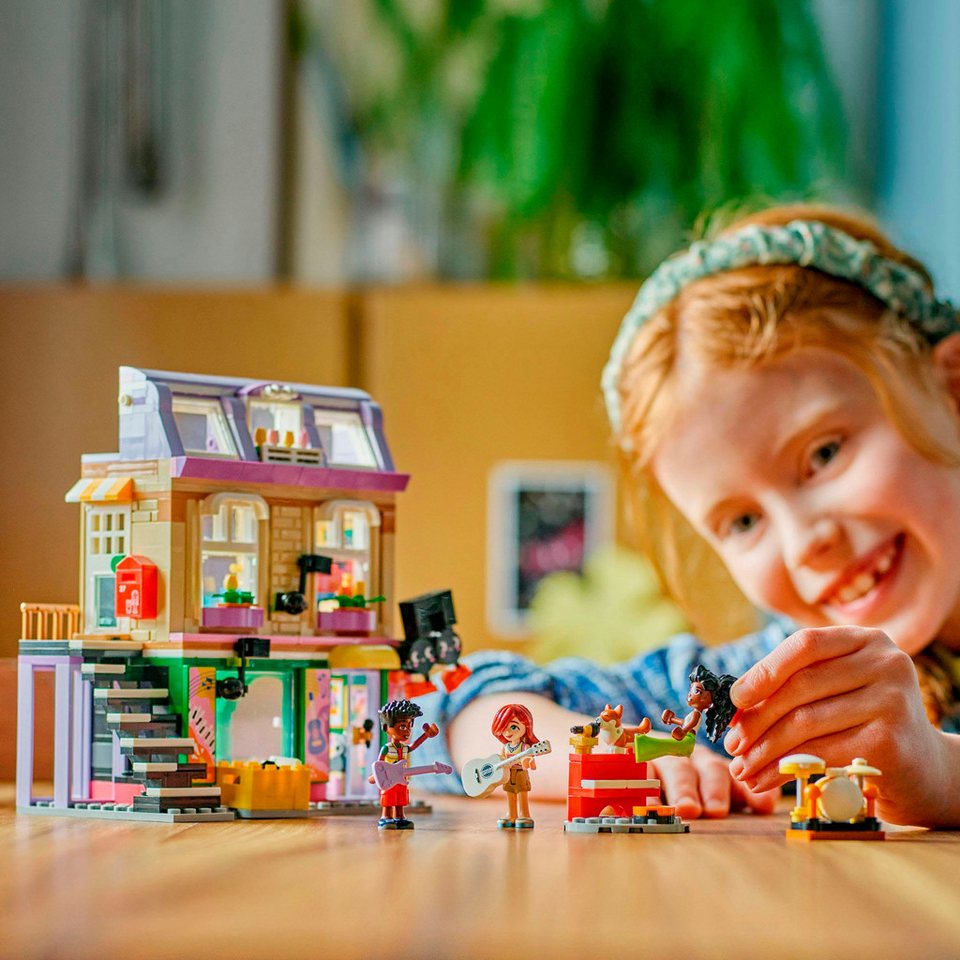 LEGO® Musikladen & Wohnung (42653), LEGO Friends Konstruktionsspielsteine, (483 St), Made in Europe