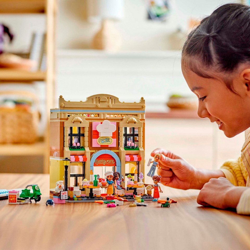 LEGO® Restaurant und Kochschule (42655), LEGO Friends Konstruktionsspielsteine, (896 St), Made in Europe