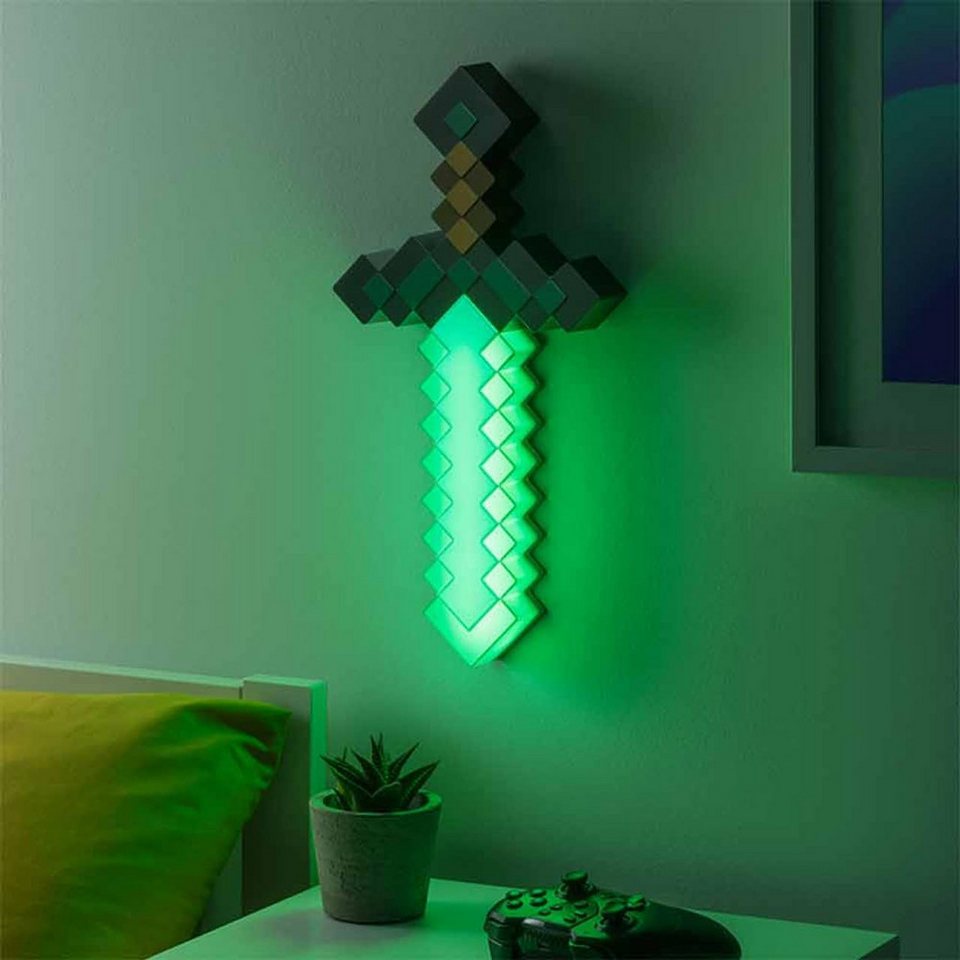 Paladone Dekolicht Minecraft Diamantschwert Licht, LED fest integriert, verschiedene Lichtmodi