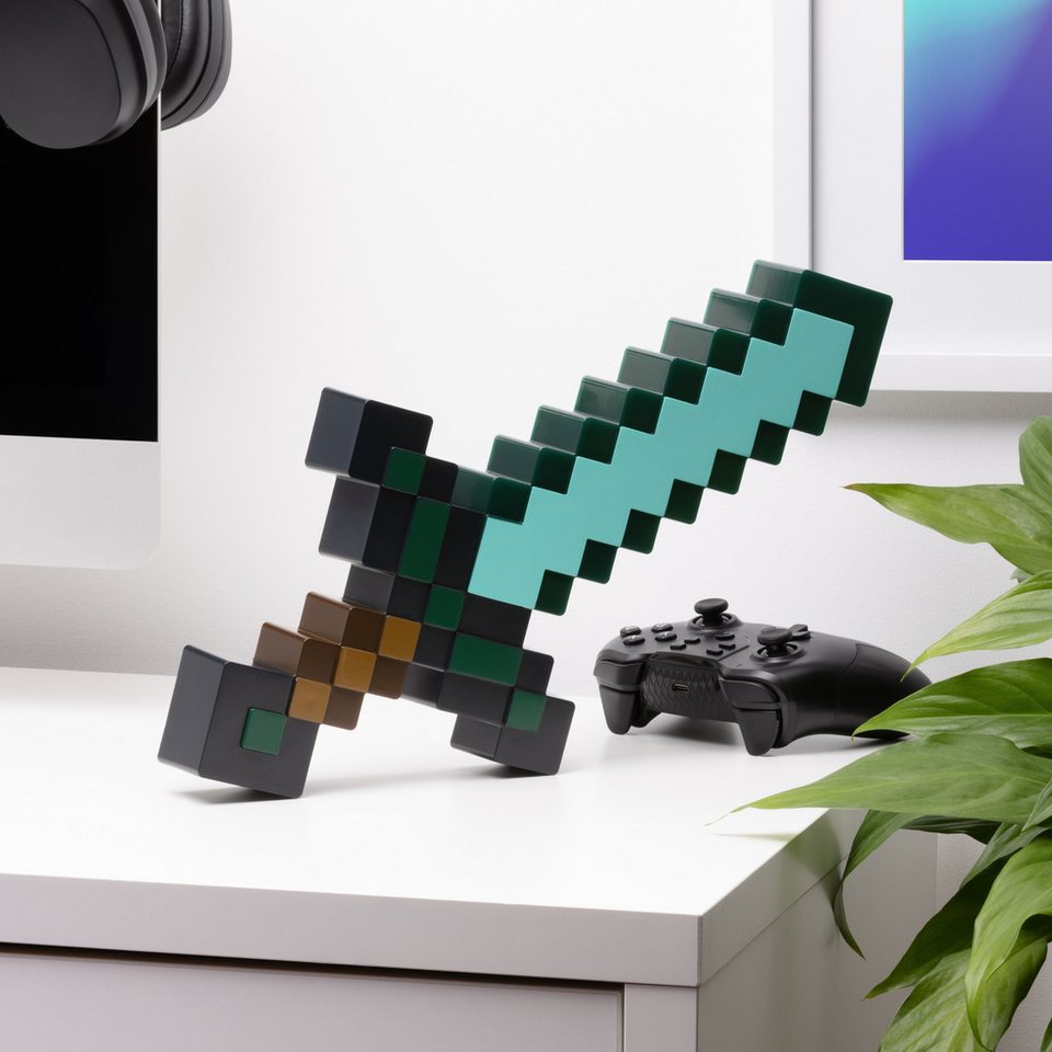 Paladone Dekolicht Minecraft Diamantschwert Licht, LED fest integriert, verschiedene Lichtmodi