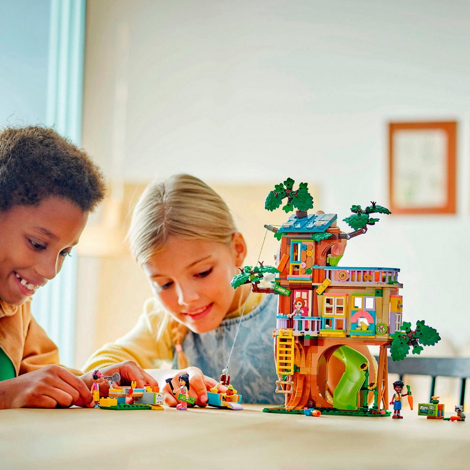 LEGO® Baumhaus (42652), LEGO Friends Konstruktionsspielsteine, (701 St), Made in Europe