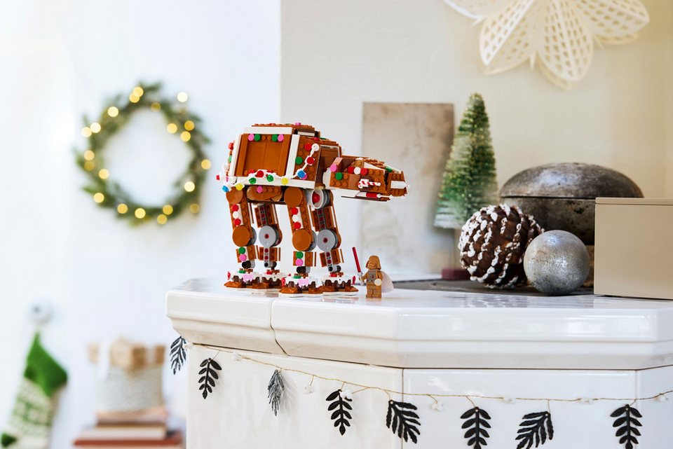 LEGO® Star Wars - Lebkuchen AT-AT (40806) Konstruktions-Spielset, (697 St), Inkl. Darth Vader Minifigur